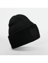 Bonnet à large revers avec patch ton sur ton