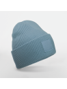 Bonnet à large revers avec patch ton sur ton